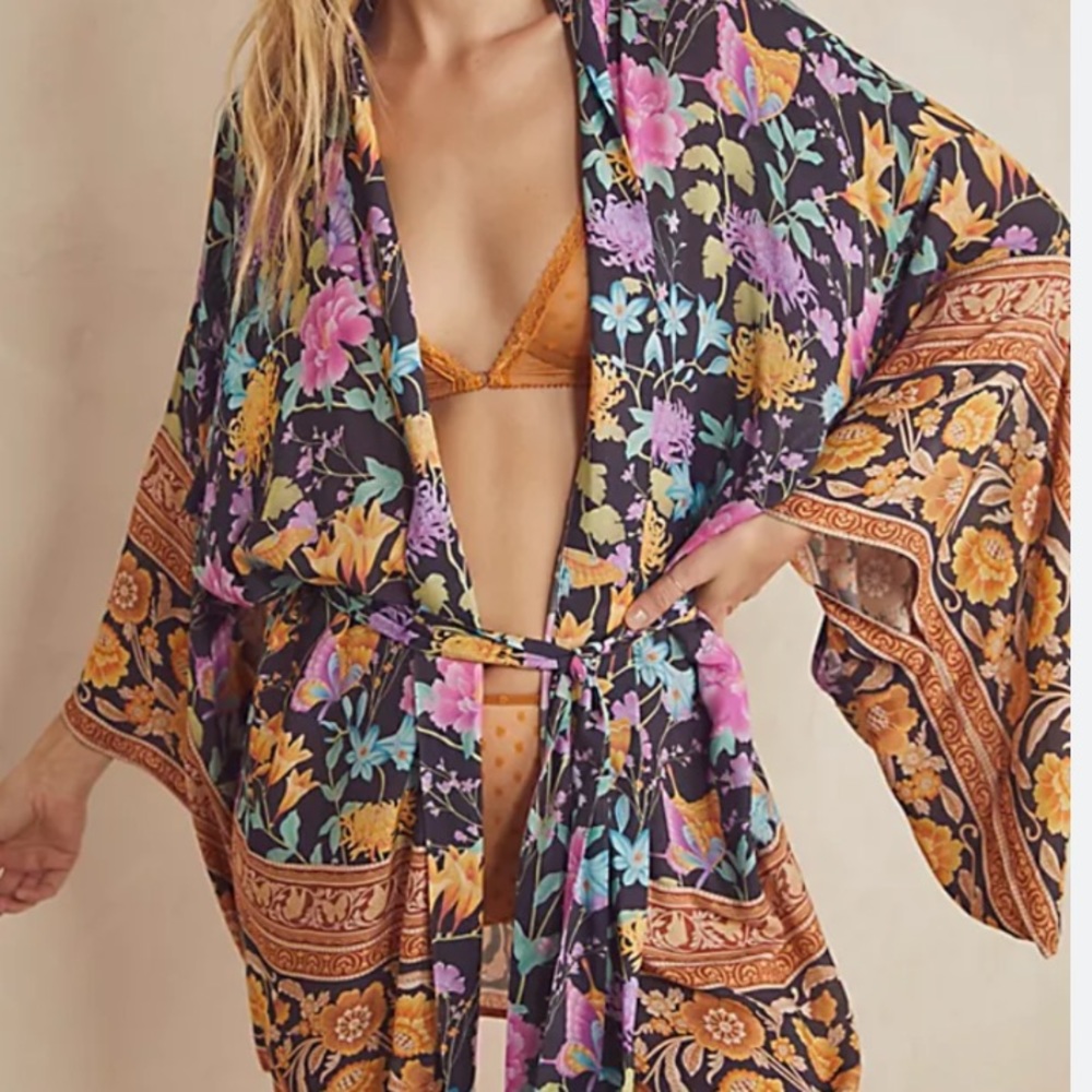 🦋NWT🦋 Spell & the Gypsy Butterfly Short Robe Sz S/M in Firefly